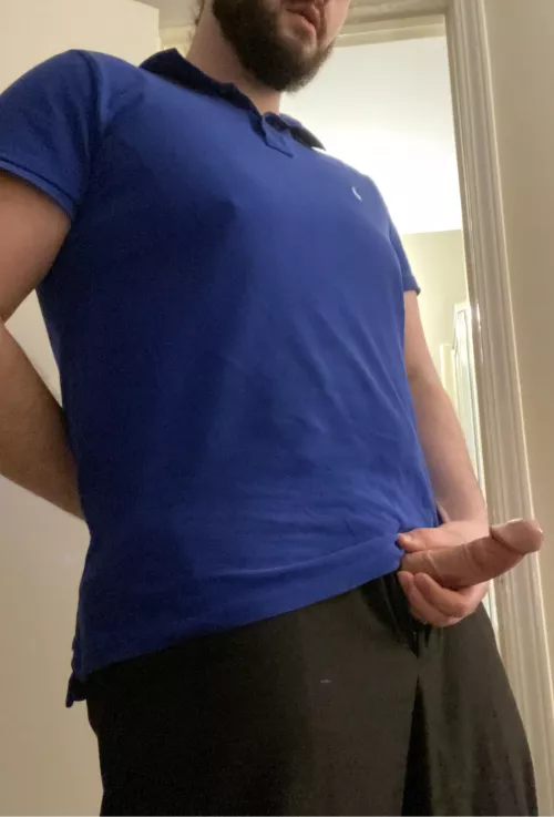 I’m practically bursting at the seams by the time I come home from work [28] by heybigman28