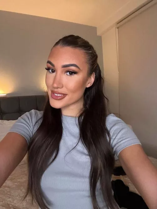 IUTR babe by SufficientSail4615