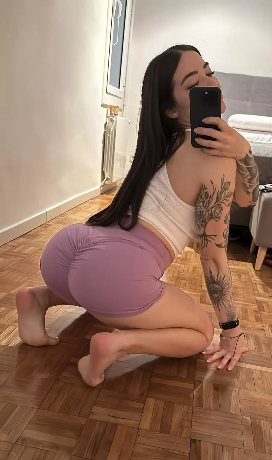 love my tight leggings posted by Rachel_Lillie