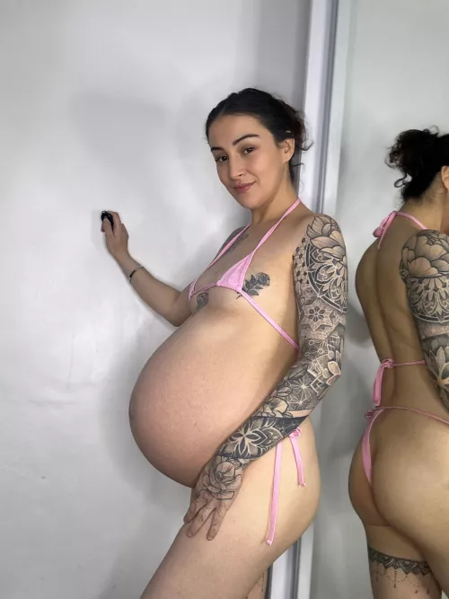 MILF, preggo, British  by jaceyleax