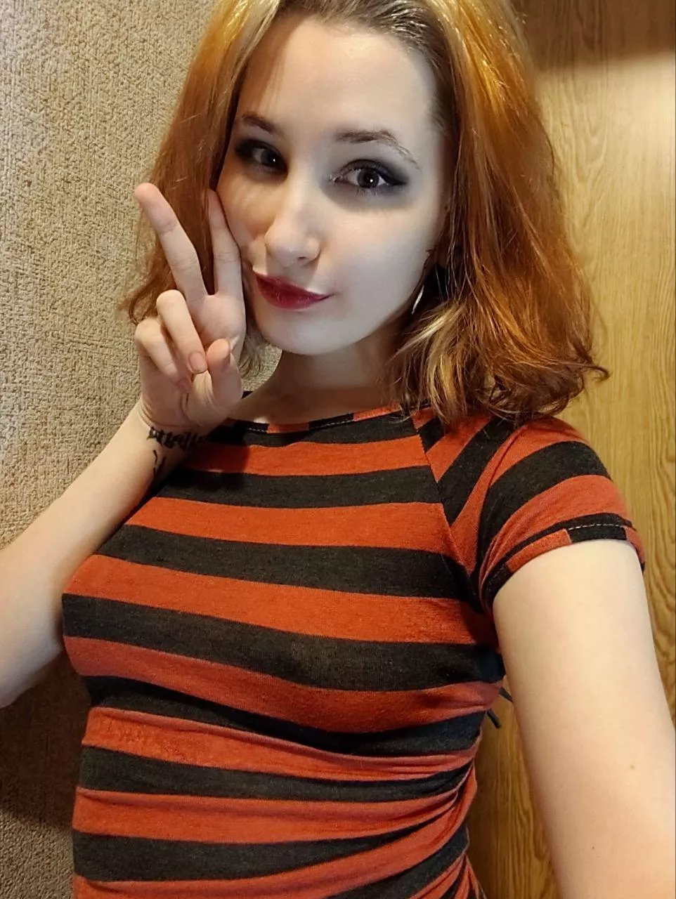 My homemade outfit and of course it's without bra😍 posted by Bilonnna