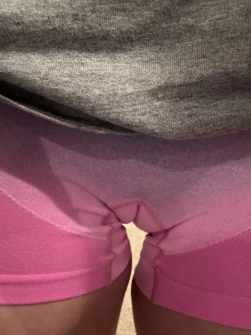 My lips need your lips  by Knotsandboots