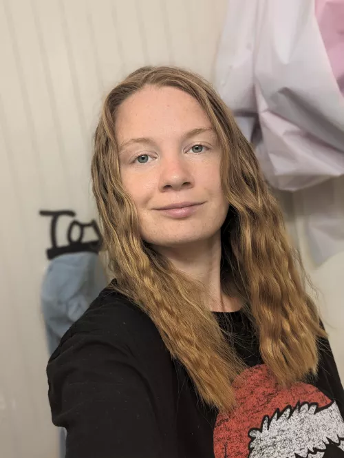 Playful little ginger🎮 [F27] by Redlilyrose