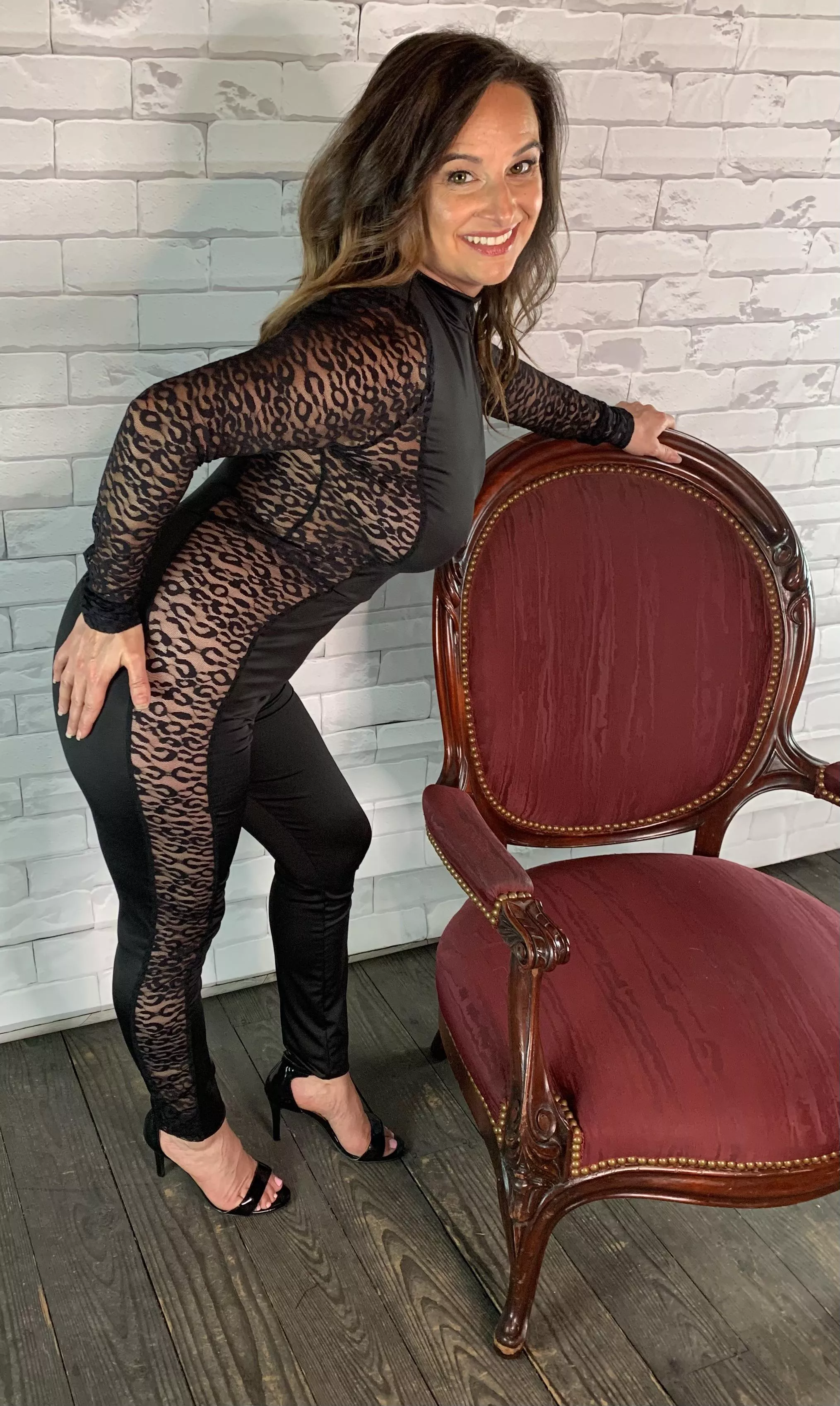 Sexy Milf Slut Ready to Play posted by sophienextdoor