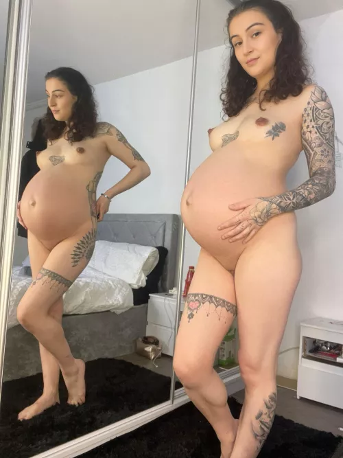Slutty, British pregnant milf by jaceyleax
