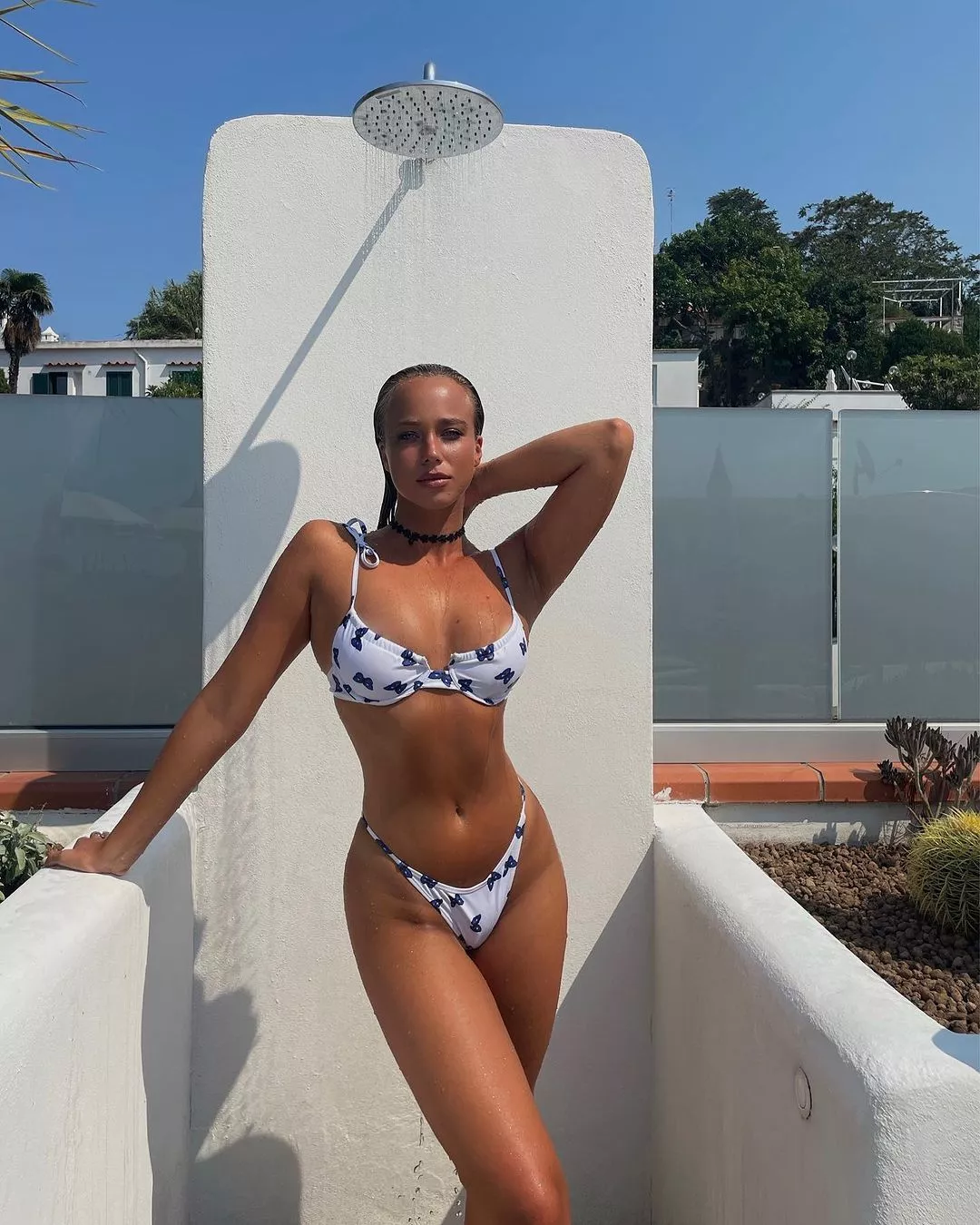 Swimmer's body posted by NewUploader1