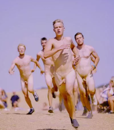 Swingin dicks posted by Beautiful_Lie_1623