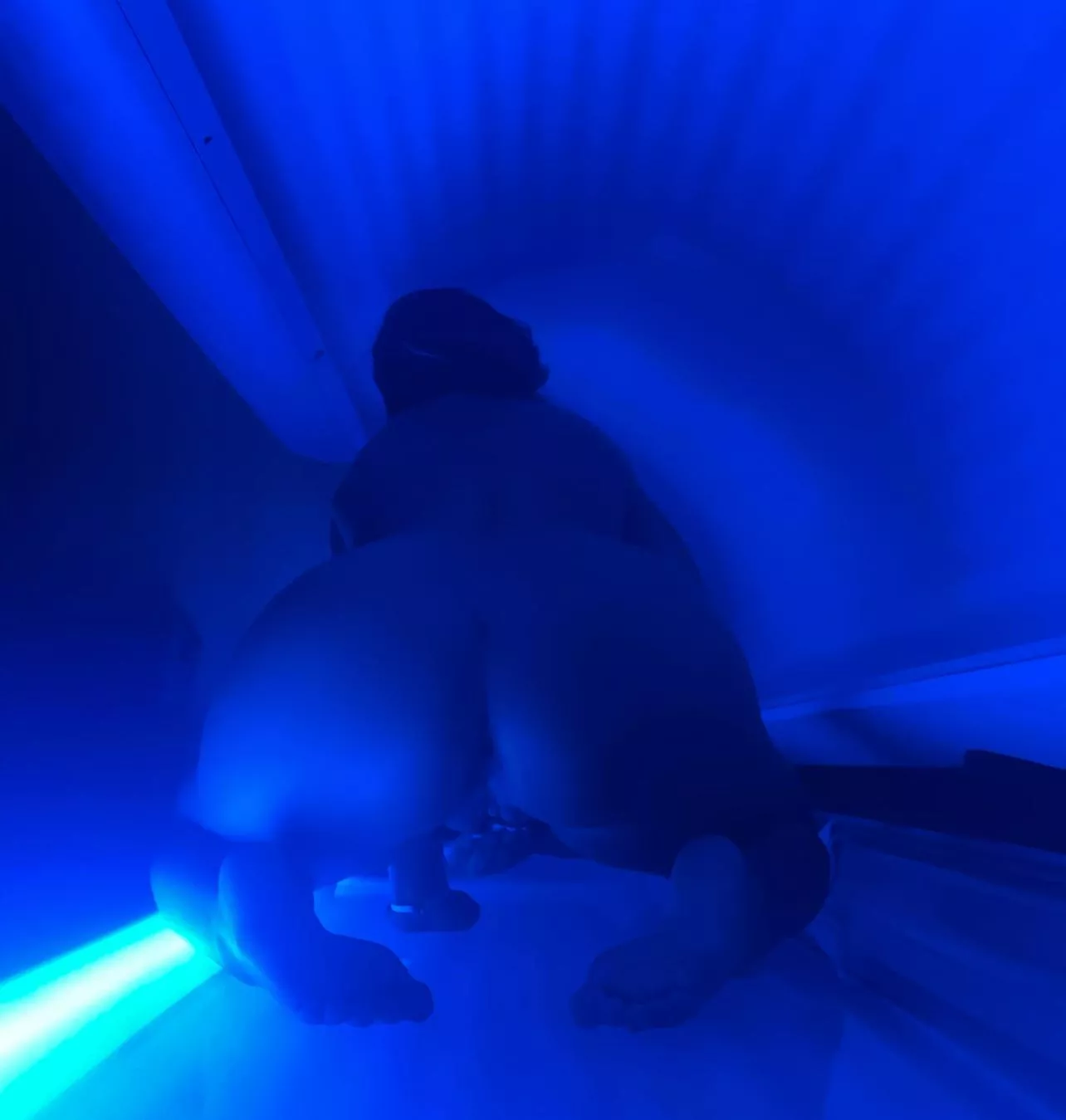 Tanning bed yoga posted by PrettyPinkKink27
