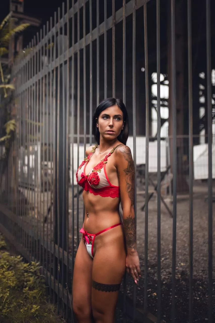 The industrial beauty posted by harpesun875