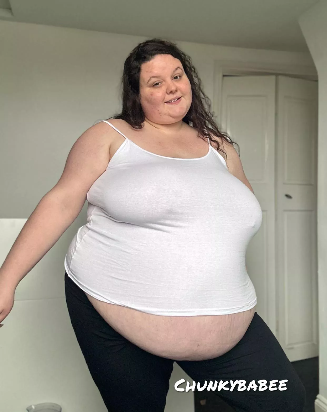 Thicc Housewife vibes posted by xChunkyBabee