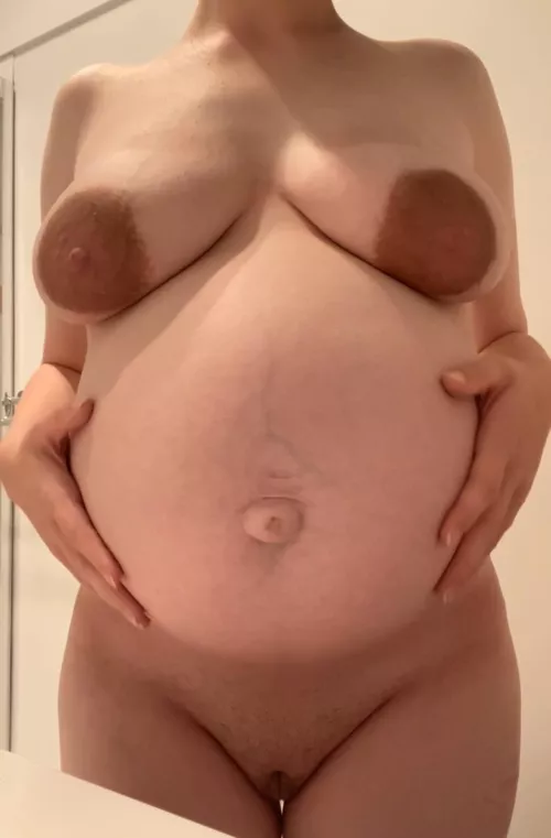 Where would you touch first be honest by xLucyLavax