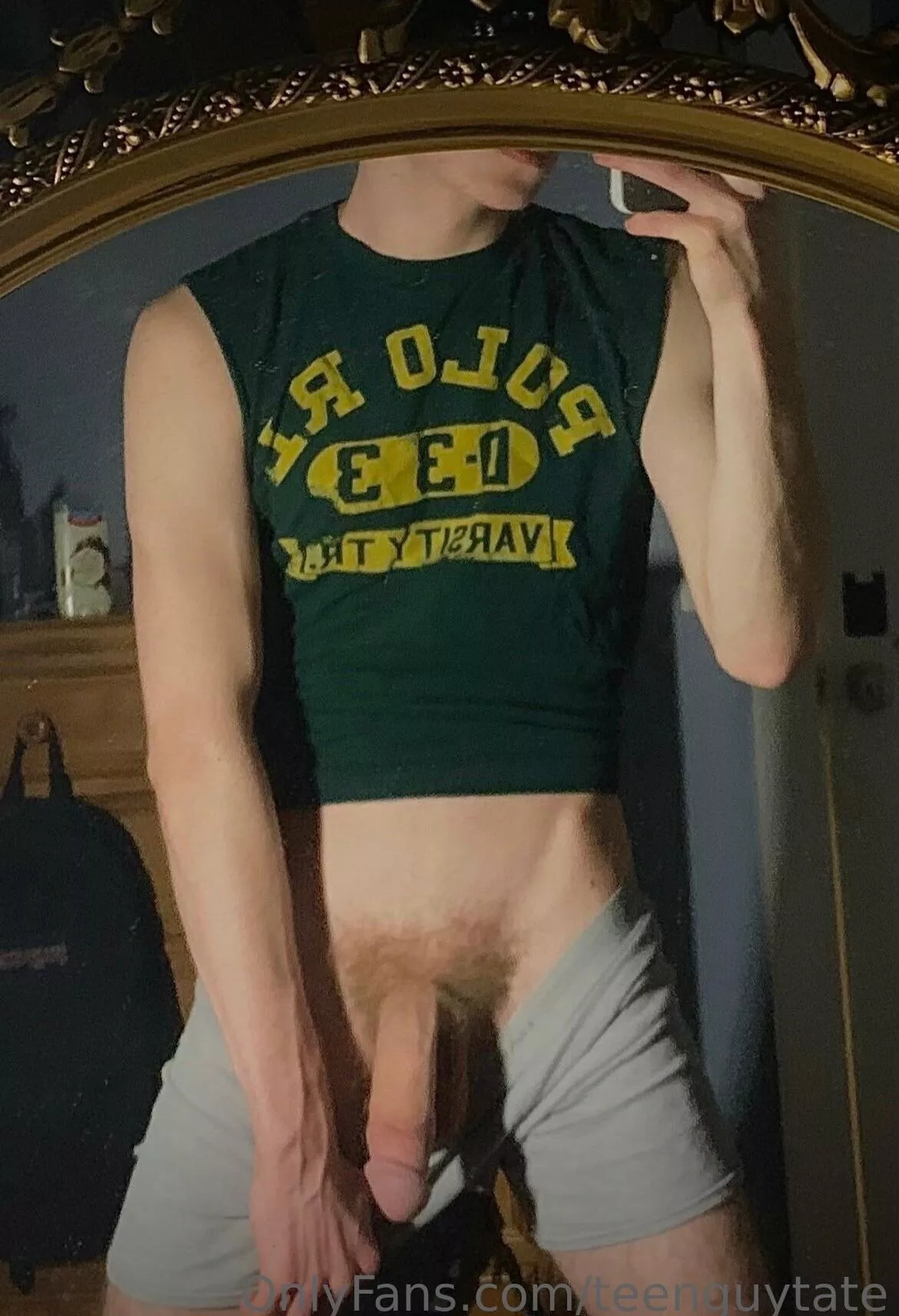 you wanna taste this soft cock? posted by tatebwc