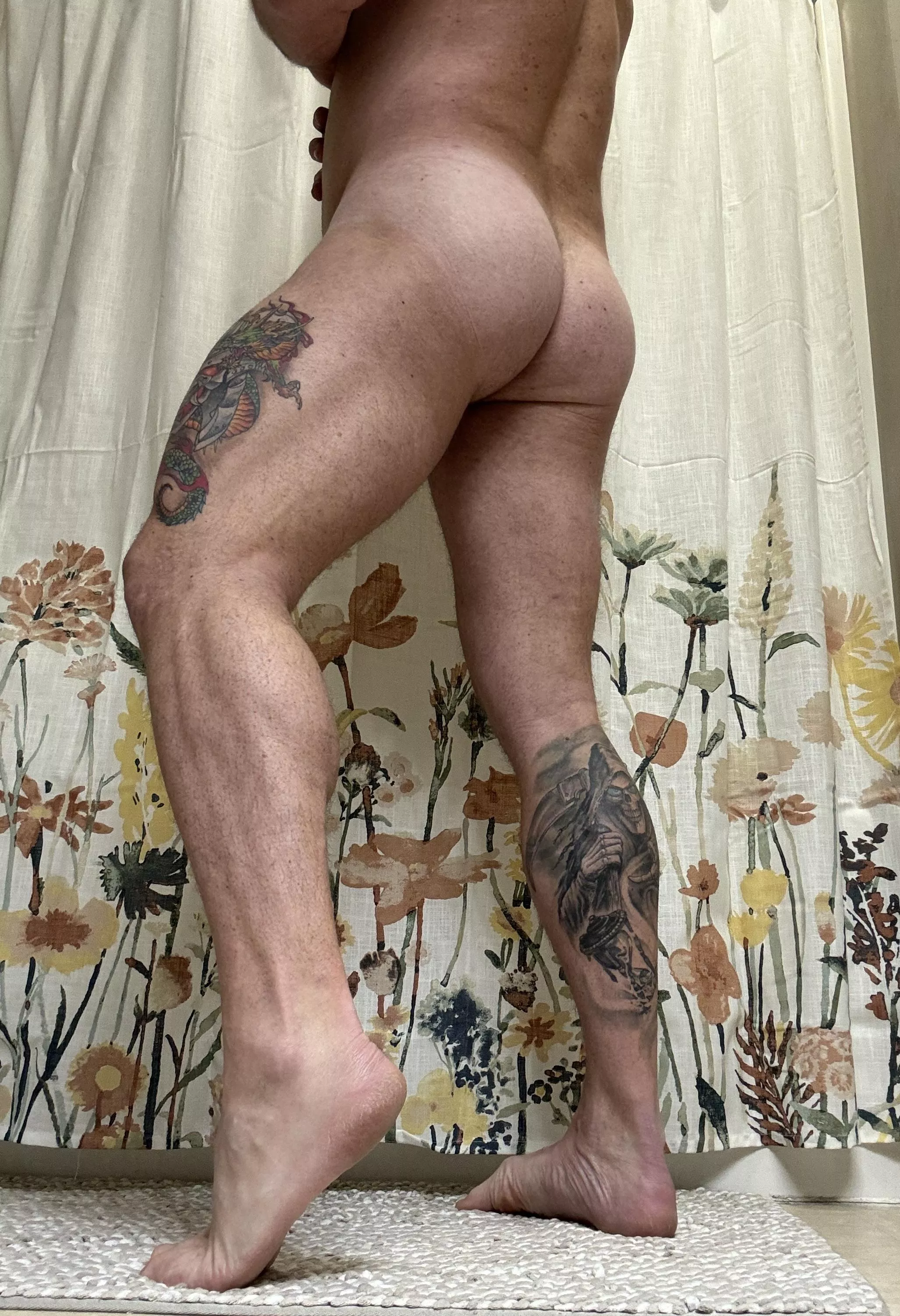 (47) Squats? Yeah, we’ve met. posted by _Mr_Complicated