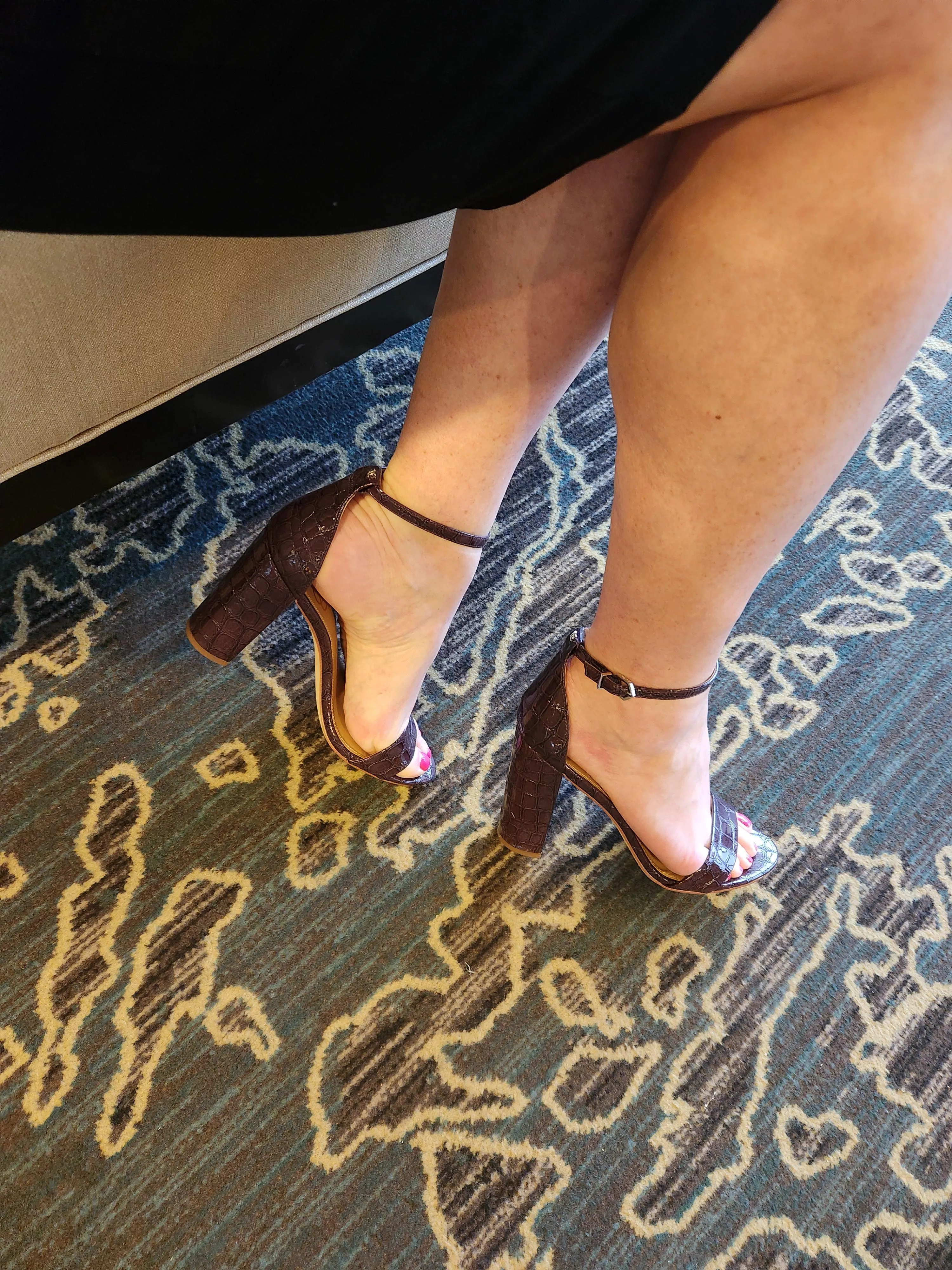 All-day conference heels posted by NeedABossLikeHey