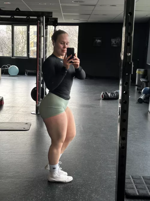 Am I able to crush a watermelon, what you think guys  by ACrazyKid