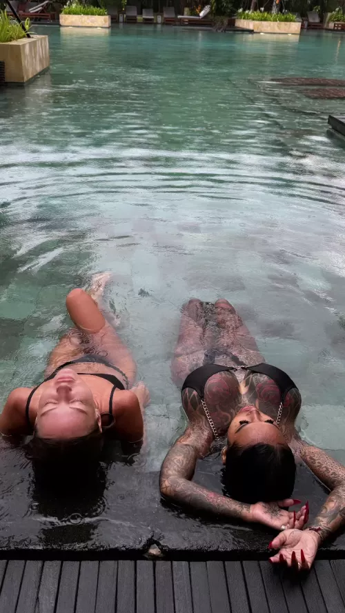 Best Friends by witt89genstein