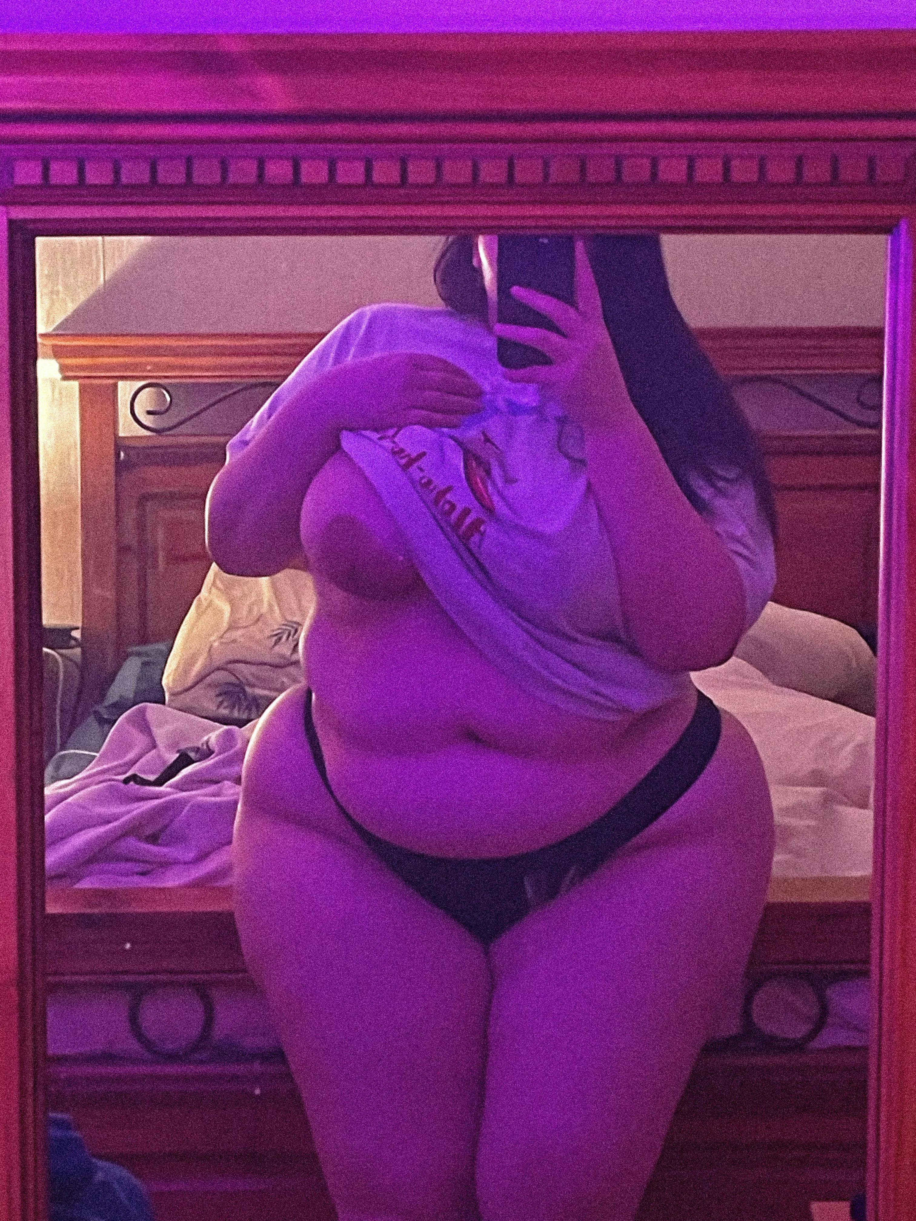 built like a pixar mom posted by xehilia