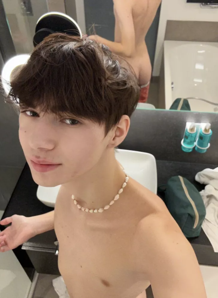 can you concentrate on my cute face or cute butt? :3 posted by After_Ad_6431