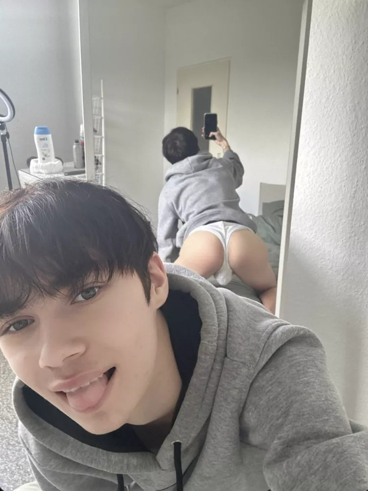 concentrate one of me ass or my cute face choose :3 posted by After_Ad_6431