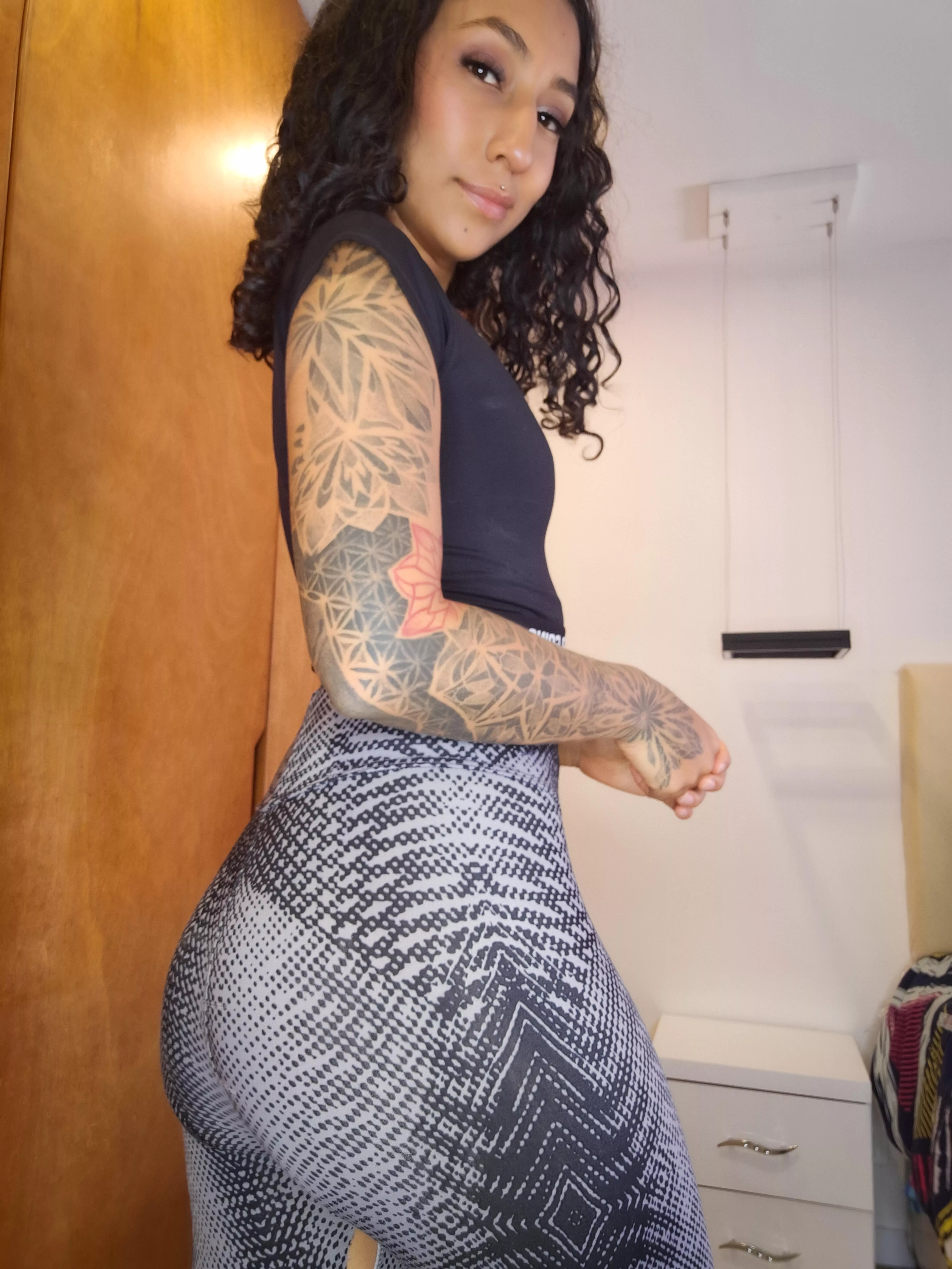 do you like how I look ? posted by Safe-Cold-2971