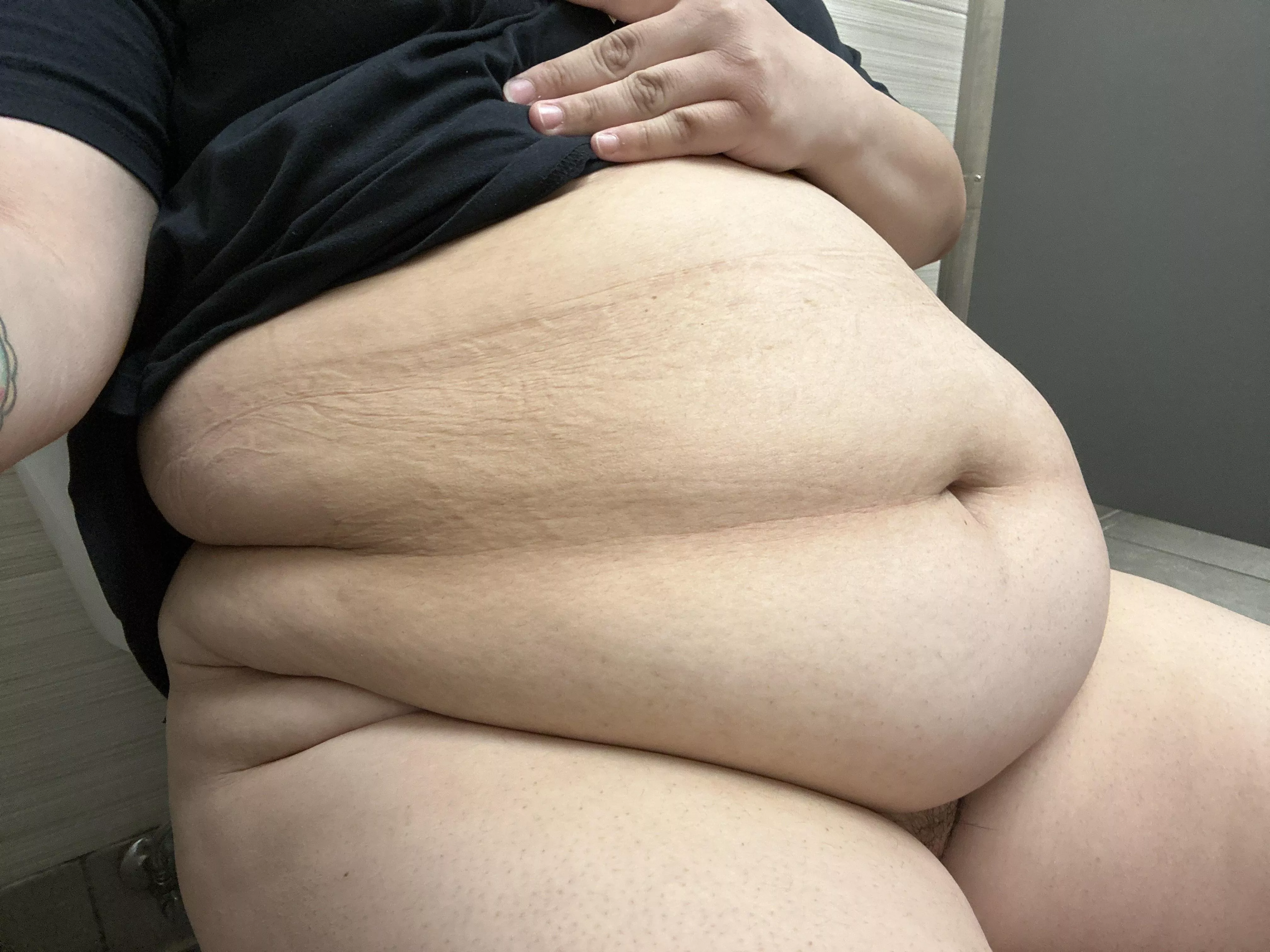 extra soft piggy ~oink posted by roundbellied