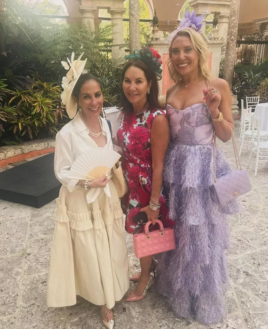 Fancy Dresses posted by erygel