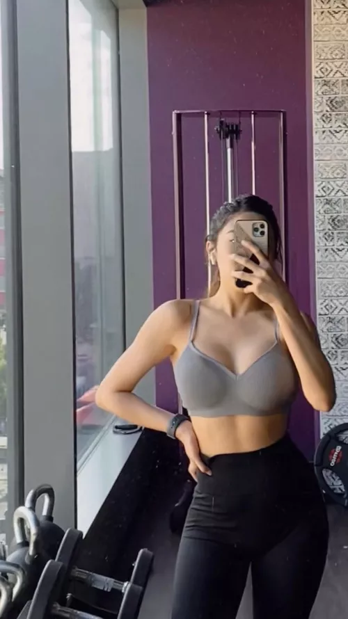 Happy Women‘s Day 🤡 by yuyurigo