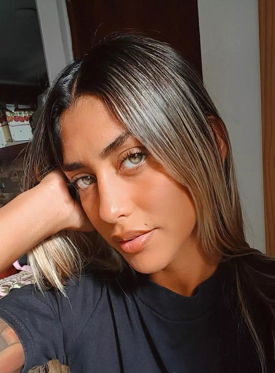 IUTR posted by lexi_annexx