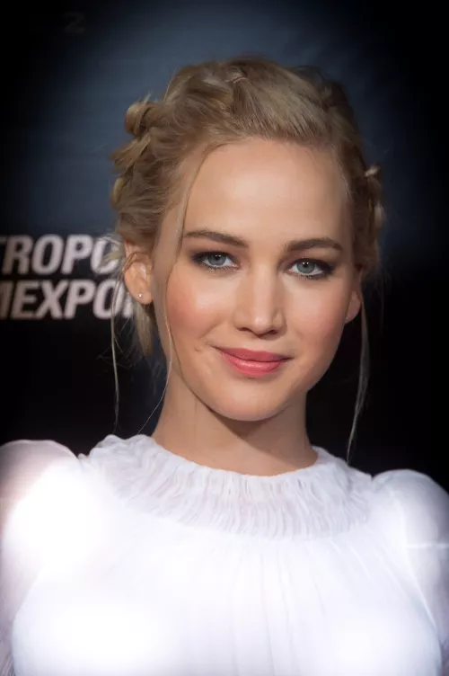 Jennifer Lawrence by oblique_shockwave