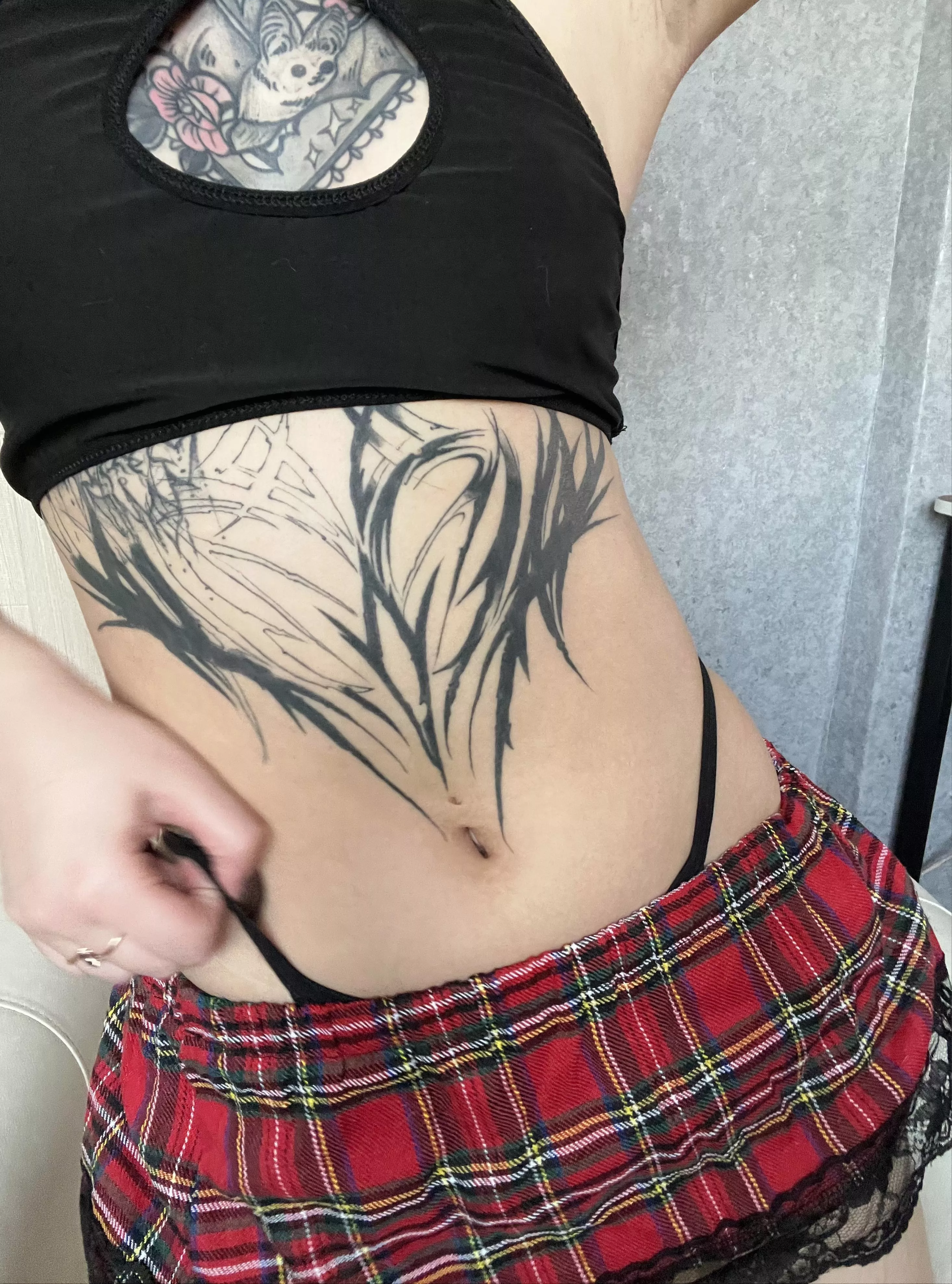 Just a horny girl looking for a good face to soak posted by Brilliant_Chooo