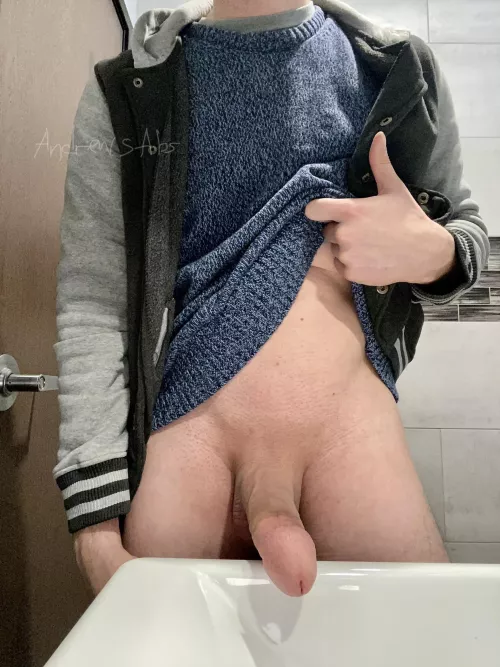 My dick’s heavy can you hold it by AndrewsAbs