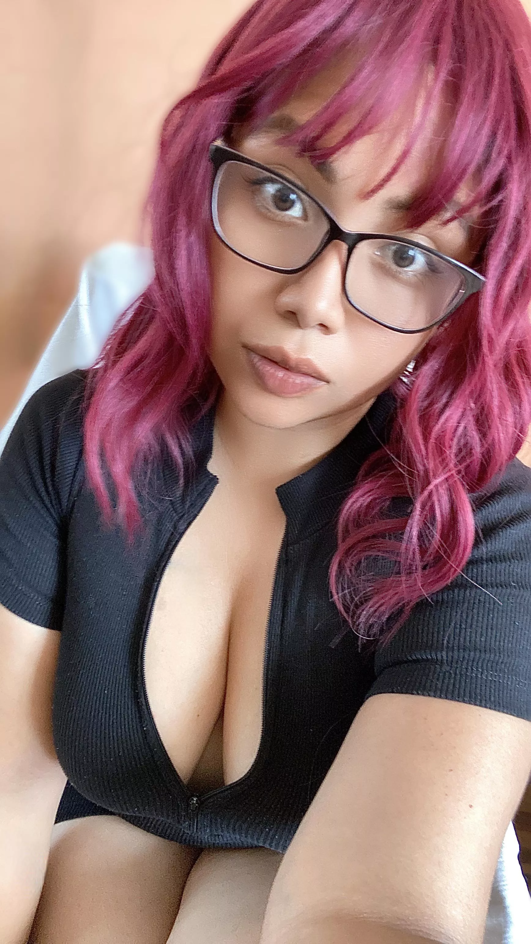 Please come closer, i want to tell you something to the ear posted by SexyAzucena