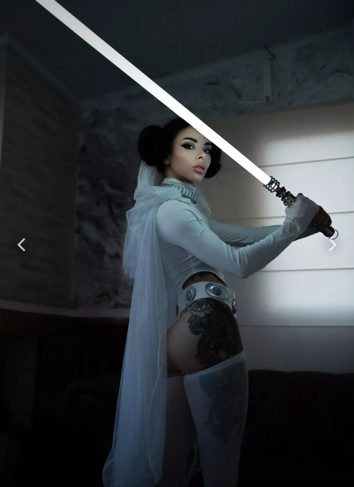 Princess Leia cosplay [AmandaWelp] posted by blizzardsg