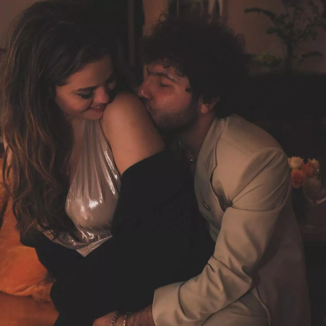 Selena Gomez  posted by neerajuchiha