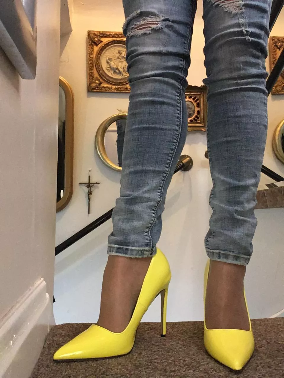 Spring is here and so is Yellow posted by Kellieblue_Mistress