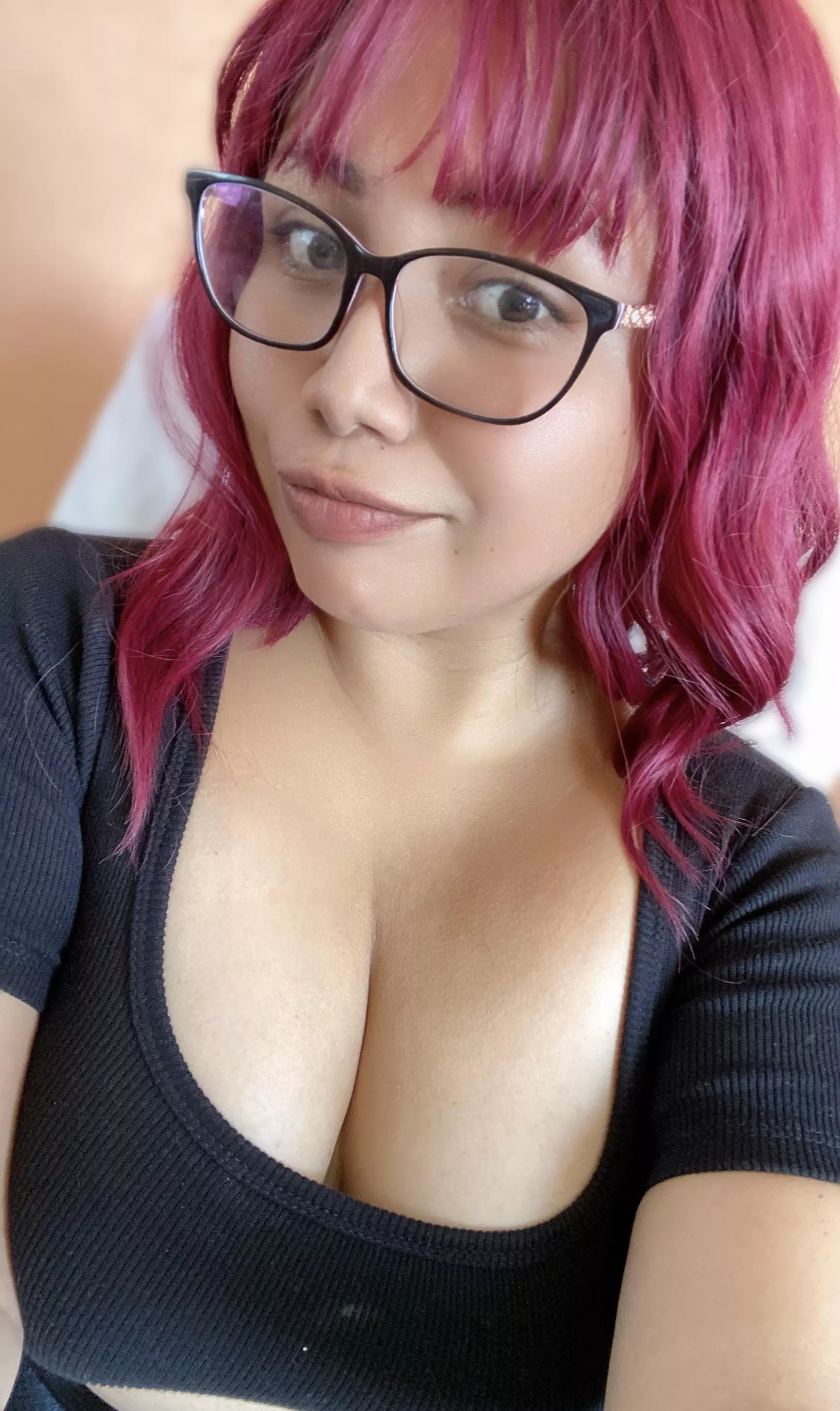 They like to bounce a lot while i walk 😅 posted by SexyAzucena