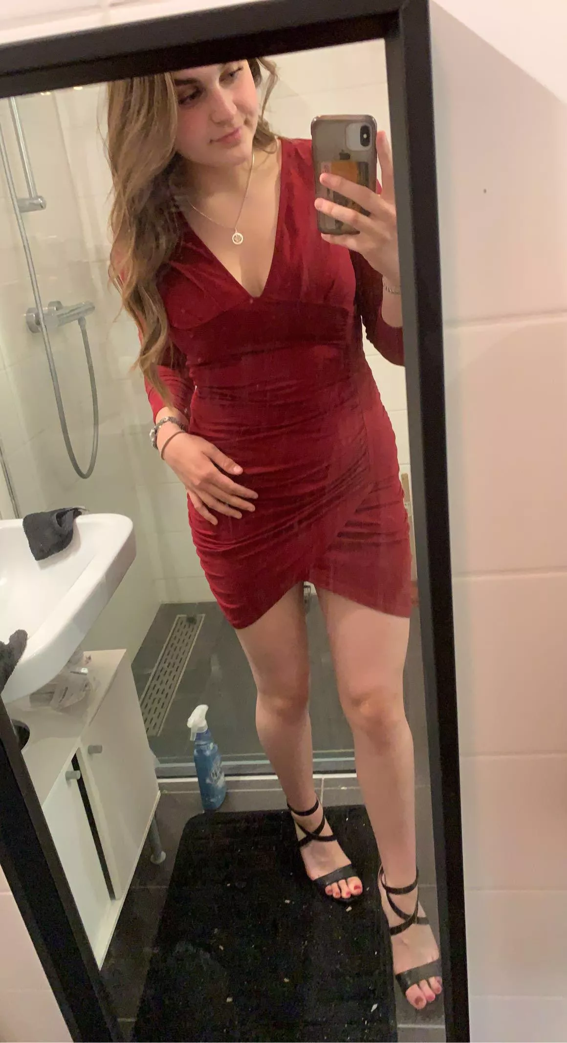 Undress me and take control 😋 posted by BustyFever