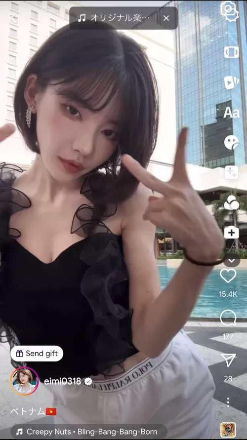 wait, what happened to Eimi Fukada? I haven't seen her movies for almost two years and she posted herself on instagram looking like this. by koeseer