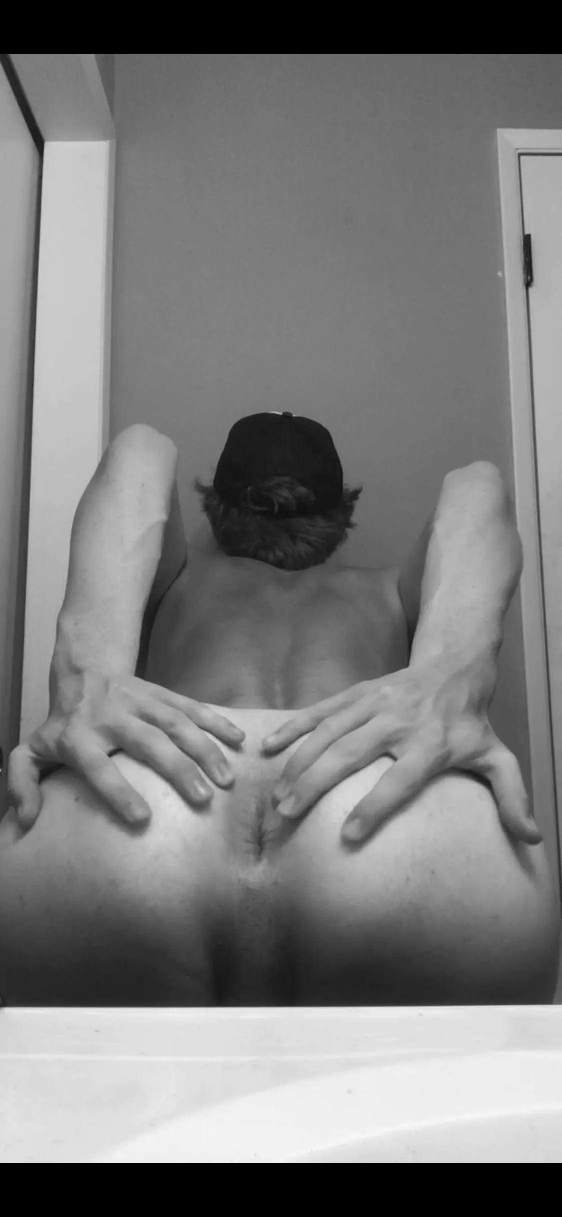 Who likes a smooth hole?😈 posted by mattoby1