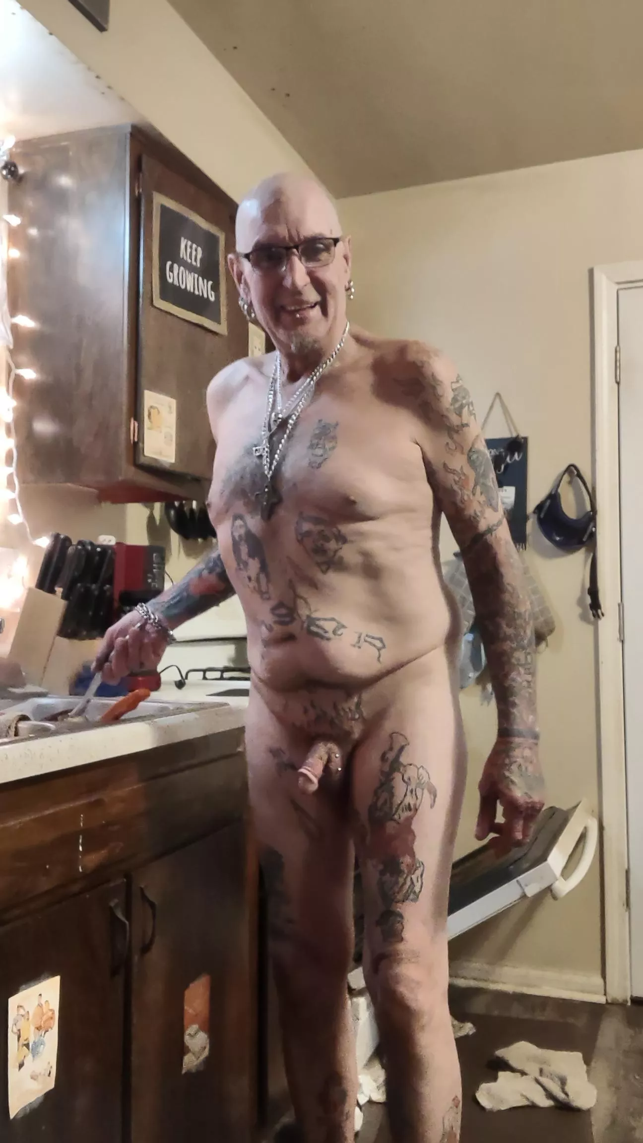 Who's the first person, that mattered, to see you naked and what happened. We're you embarrassed, surprised, made no difference? posted by nudism4life