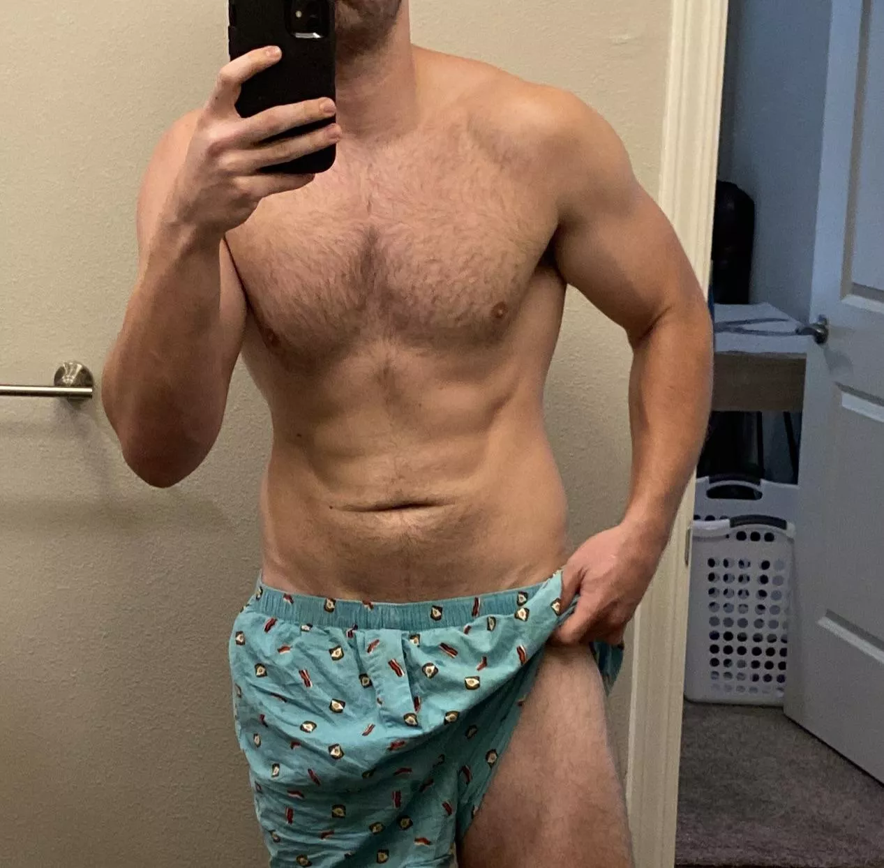 Working on that V! posted by Mhmmthatsme27