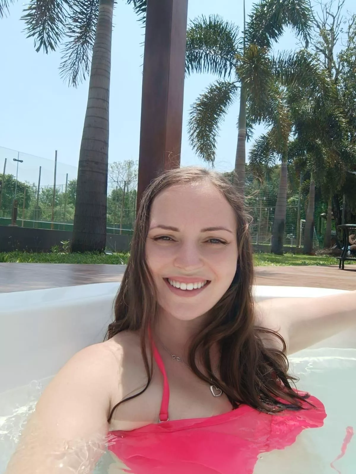 a extra sexy looking mom for you posted by MilfyLisa