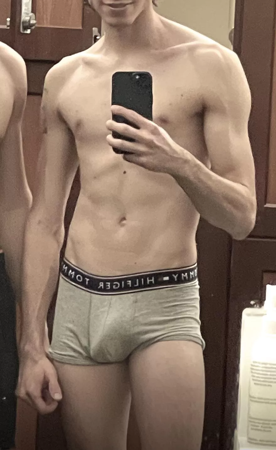 About to hit the showers posted by emilio_ricci