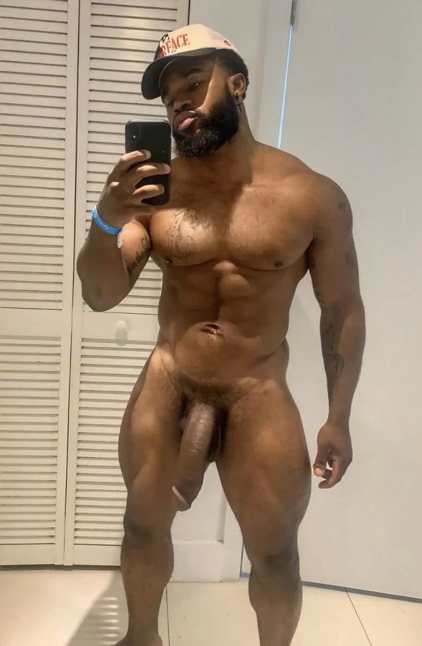 Am i the daddy of your dreams? [35] posted by bbc_daddy-38
