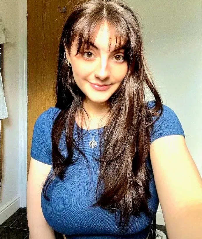 Anybody knows who she is posted by LivingExperience3929