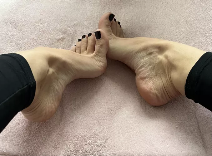 Black on black🖤 by Responsible-Donut395