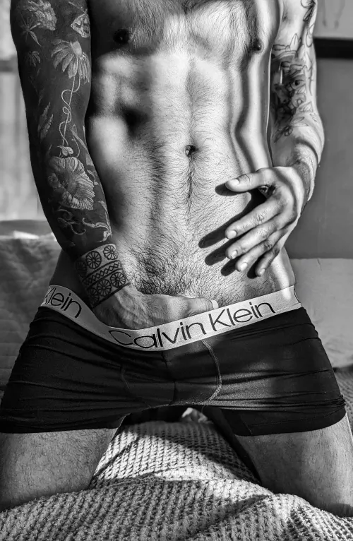 Care to lend a helping hand? by weatherreport_00