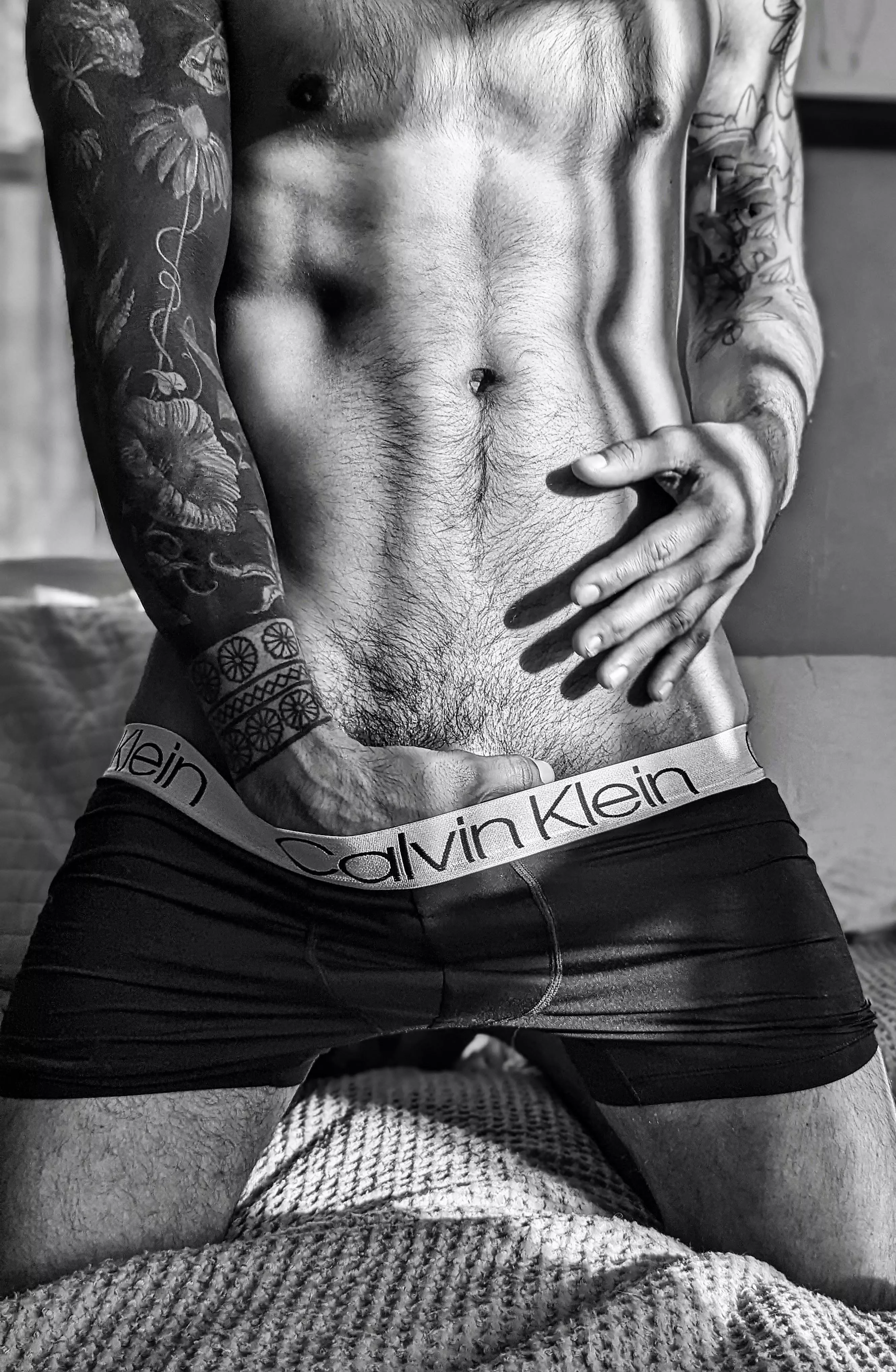 Care to lend a helping hand? posted by weatherreport_00