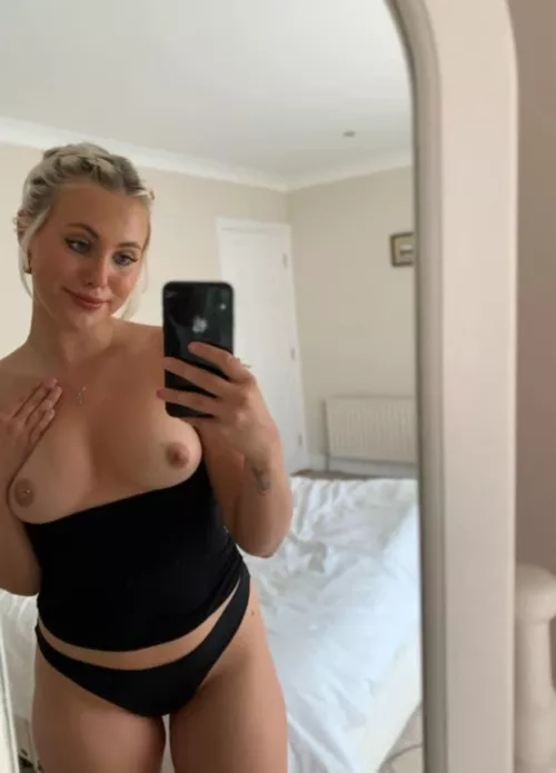 Do you like tits or ass by RealHearw