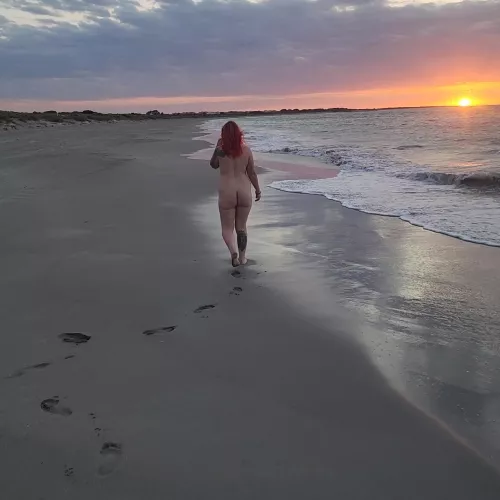 F 32 5'9 145 by sheswet-heshard